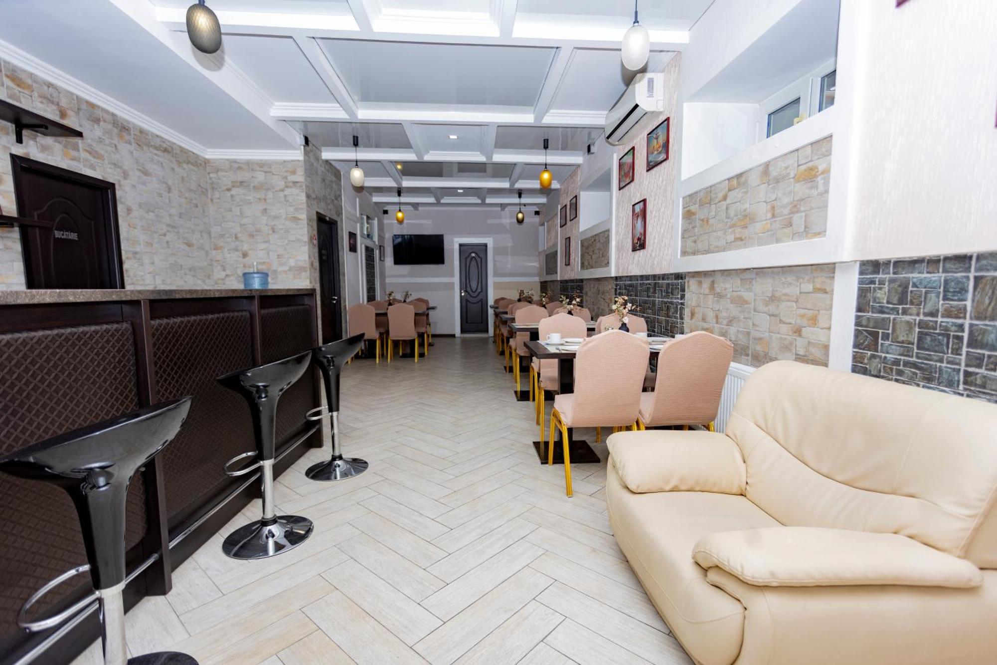 Lolo Hotel Kišiněv Exteriér fotografie